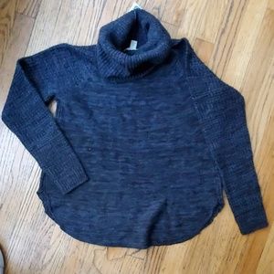 Beautiful NWT Knit Turtleneck